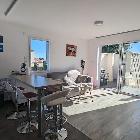 Grempoup's Apartment